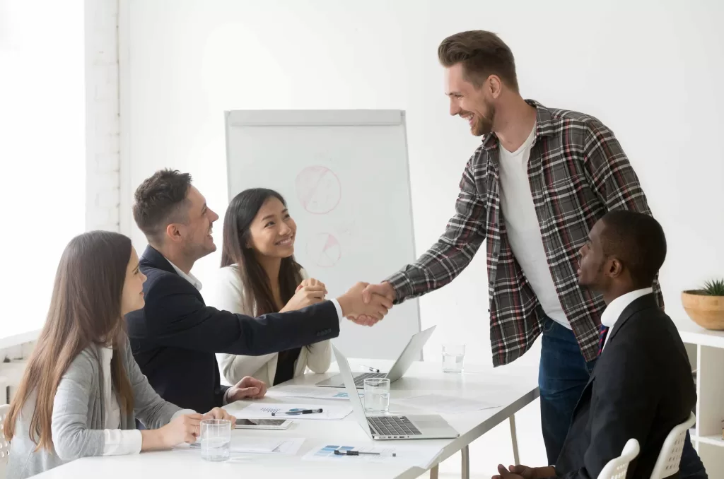 Gestão do Ciclo de Vida dos Clientes (CLM): conheça os 5 estágios